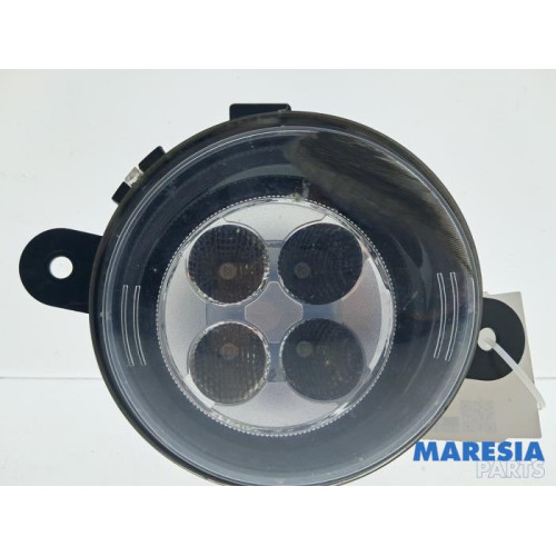 Renault - Twingo - Tageslicht links