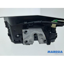 Renault - Trafic - Deurslot Mechaniek 2Deurs links