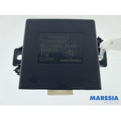Renault - Twingo - PDC Module