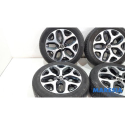 Renault - Captur - Sportvelgenset + banden