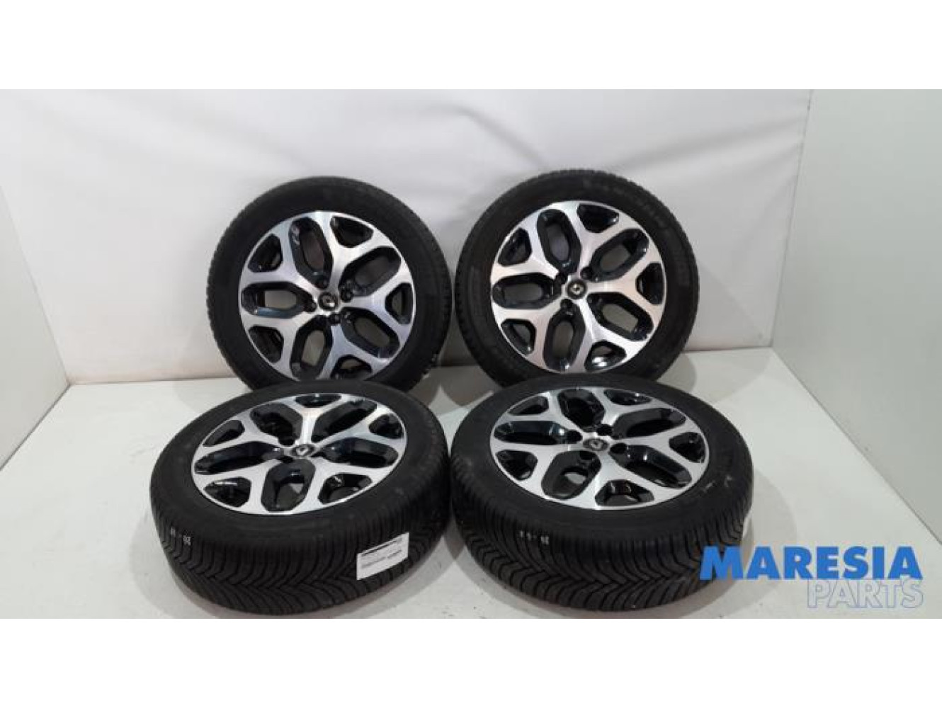 Renault - Captur - Sportvelgenset + banden