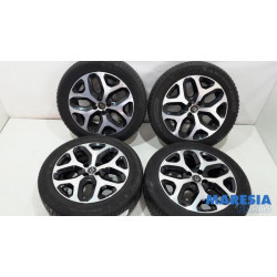 Renault - Captur - Sportvelgenset + banden