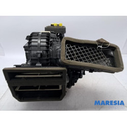 Renault - Twingo - Heater housing