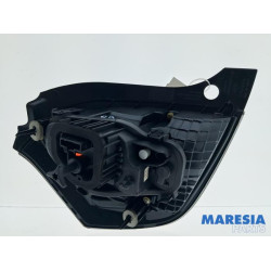 Renault - Twingo - Feu arrière droit