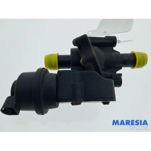 Renault - Twingo - Pompe à eau supplémentaire