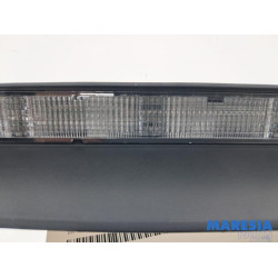 Renault - Twingo - Extra Remlicht midden