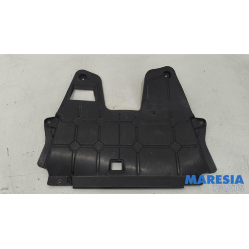 Fiat - Panda - Engine protection panel