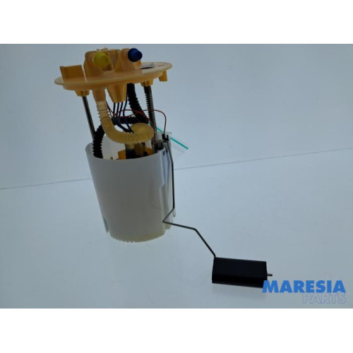 Renault - Trafic - Brandstofpomp Elektrisch