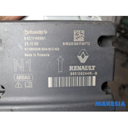 Renault - Trafic - Module airbag 