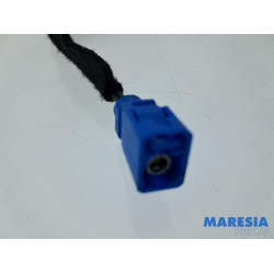 Renault - Twingo - GPS Antenne