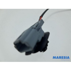 Renault - Twingo - Sicherheitsgurt Schließe rechts hinten