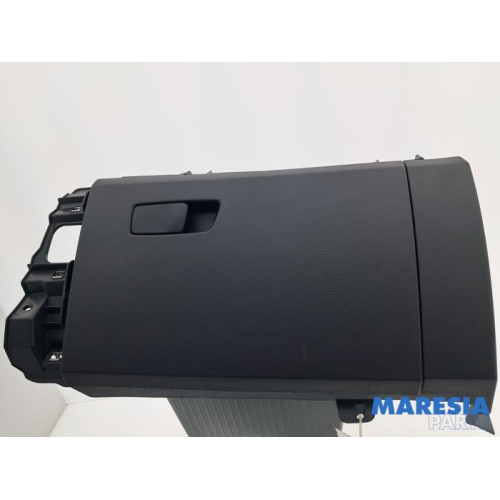 Renault - Trafic - Dashboardkastje