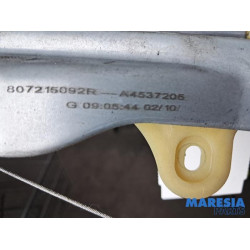 Renault - Twingo - Mécanique vitre 4portes avant gauche