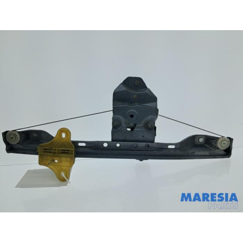 Renault - Twingo - Mécanique vitre 4portes avant gauche