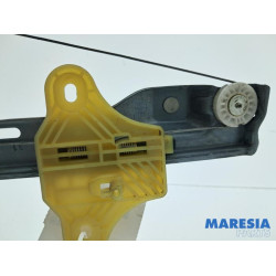 Renault - Twingo - Mécanique vitre 4portes avant droite