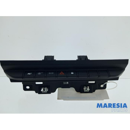 Renault - Trafic - Panikbeleuchtung Schalter