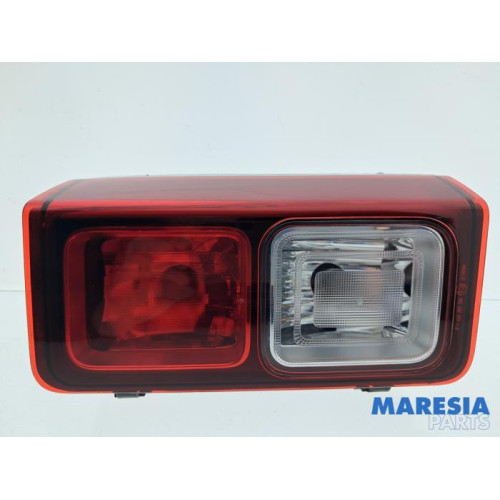 Renault - Trafic - Rücklicht links