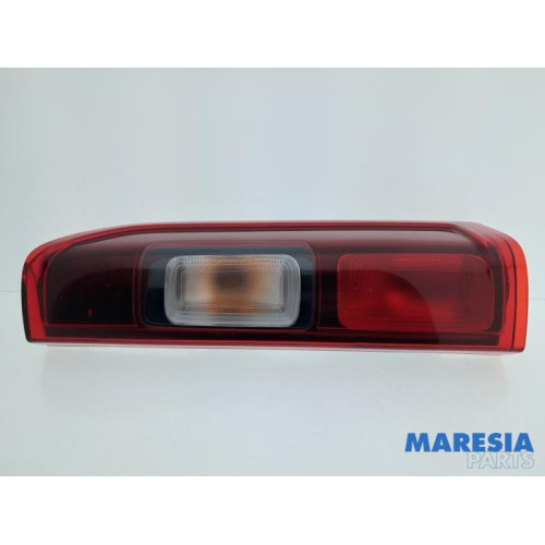Renault - Trafic - Rücklicht rechts