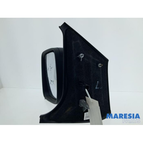 Renault - Trafic - Außenspiegel links