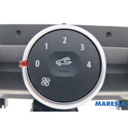 Renault - Trafic - Panneau de commandes chauffage