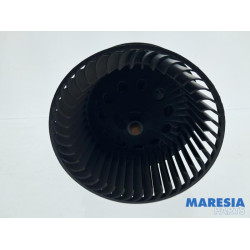Renault - Trafic - Heating and ventilation fan motor