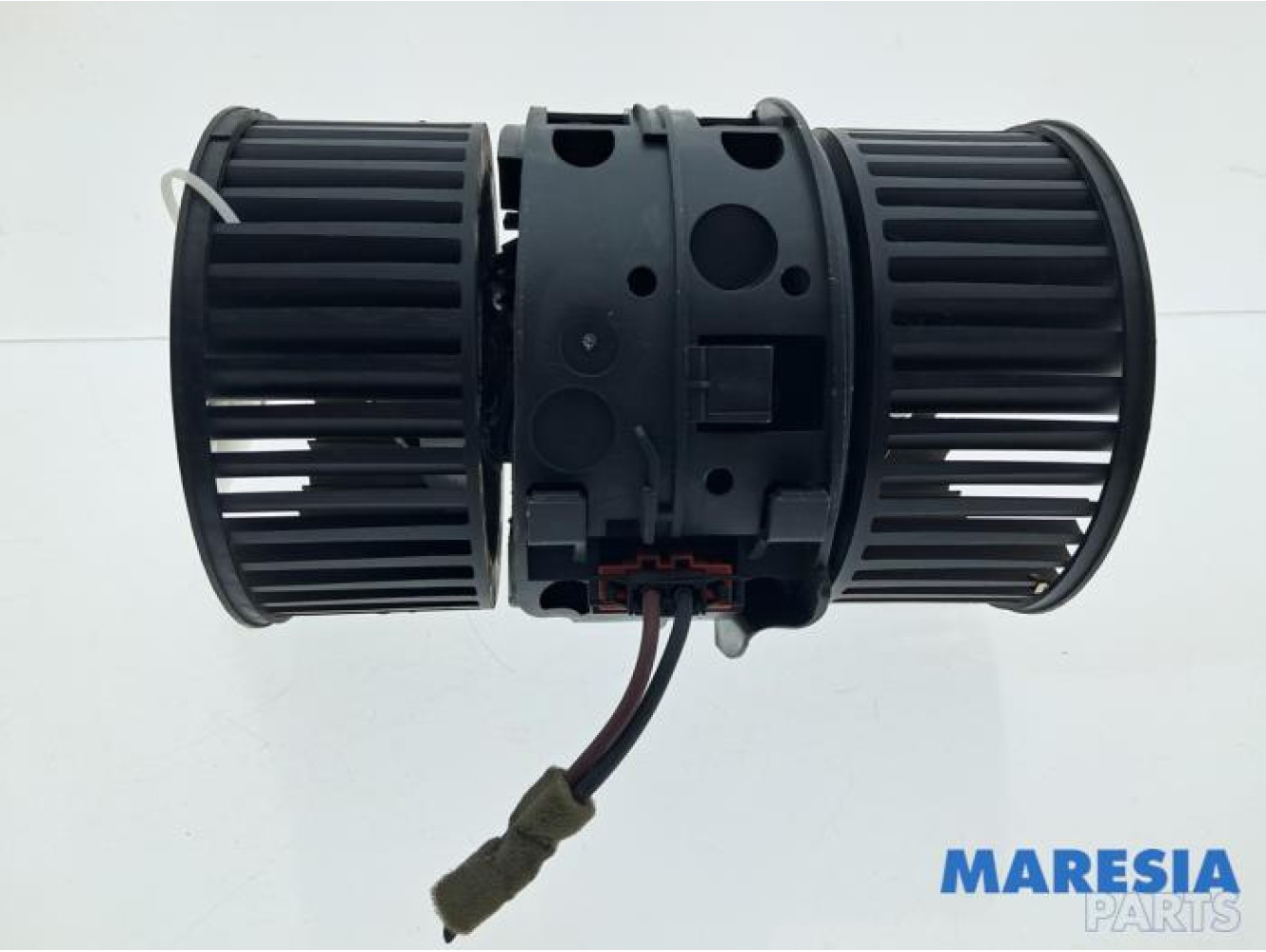 Renault - Trafic - Heating and ventilation fan motor