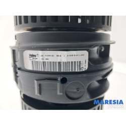 Renault - Trafic - Heating and ventilation fan motor