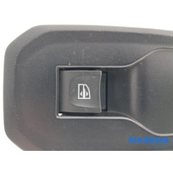 Renault - Trafic - Electric window switch