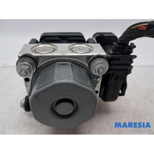 Renault - Captur - ABS Pumpe