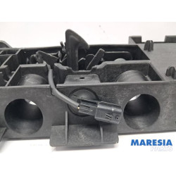 Renault - Captur - Plaque de serrure avant