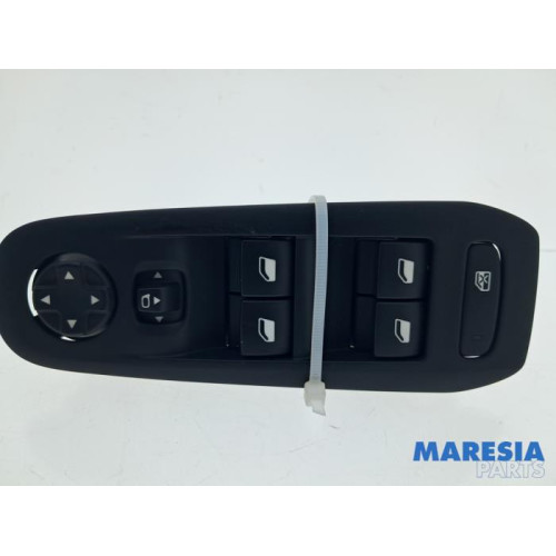 Peugeot - 308 - Multi-functional window switch