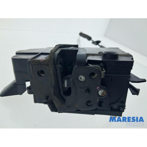 Peugeot - 308 - Door lock mechanism 4-door, front left