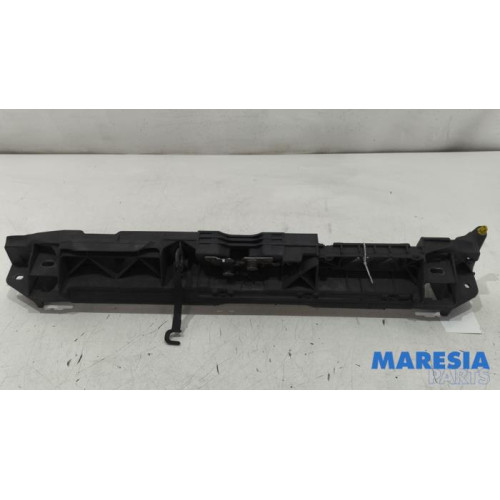 Peugeot - 308 - Slotplaat voor