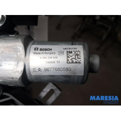 Peugeot - 308 - Scheibenwischermotor hinten