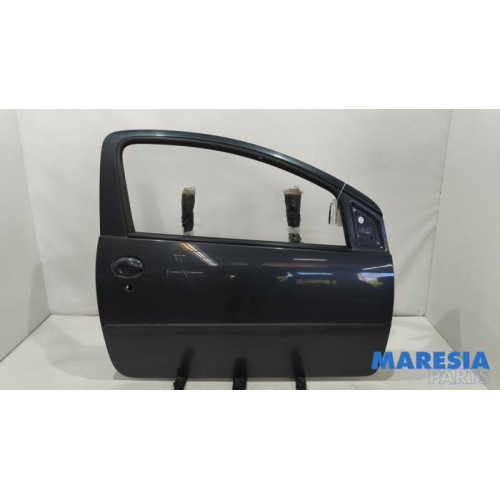 Peugeot - 107 - Door 2-door, right