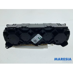 Renault - Arkana - Heater control panel