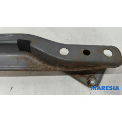 Peugeot - 107 - Rear bumper frame