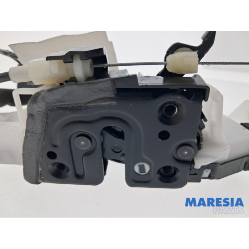 Renault - Arkana - Front door lock mechanism 4-door, right