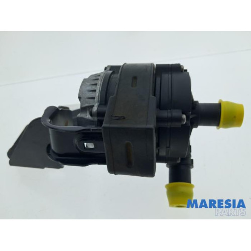 Renault - Arkana - Extra waterpomp