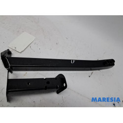 Renault - Arkana - Front part support