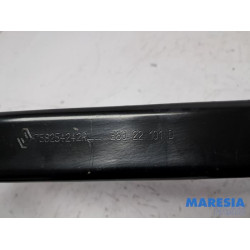 Renault - Arkana - Front part support