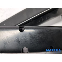 Renault - Arkana - Front part support