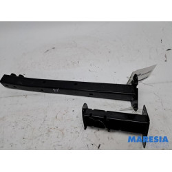 Renault - Arkana - Front part support