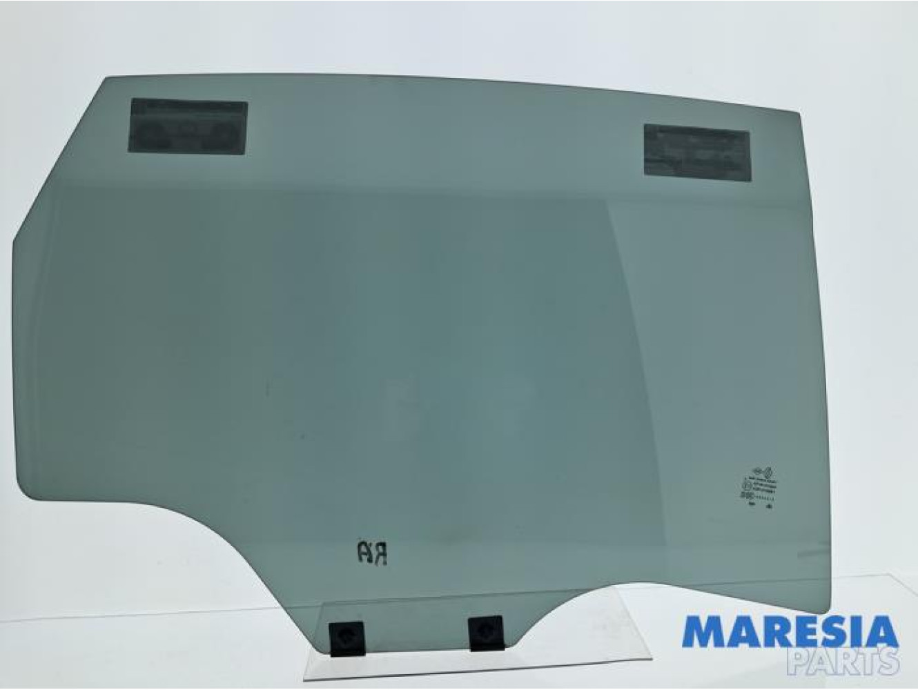Renault - Arkana - Rear door window 4-door door, rear right