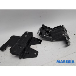 Renault - Arkana - Support (miscellaneous)