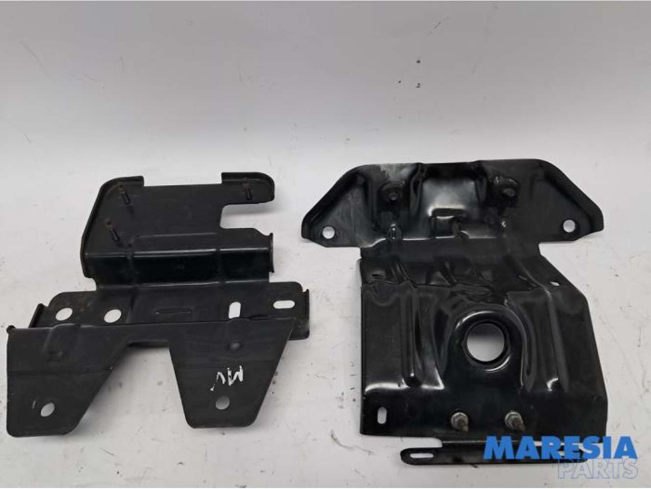 Renault - Arkana - Support (miscellaneous)