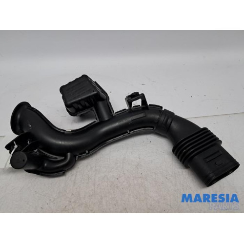 Renault - Twingo - Air intake hose