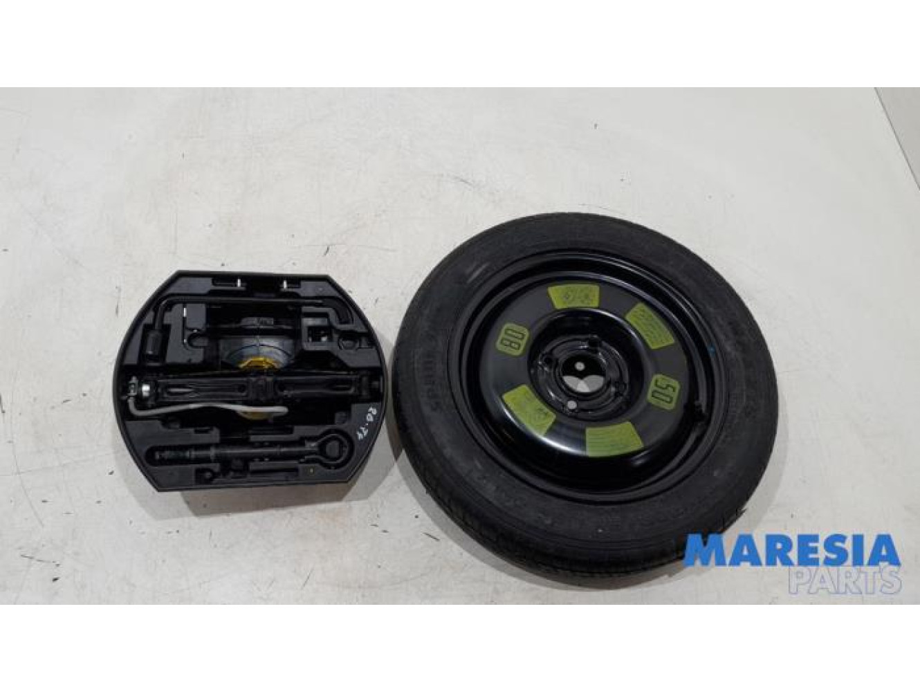 Citroen - C3 - Krikset + reservewiel