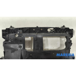 Renault - Espace - Front panel