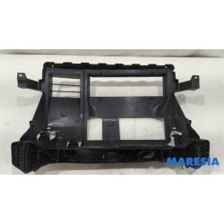 Renault - Espace - Front panel